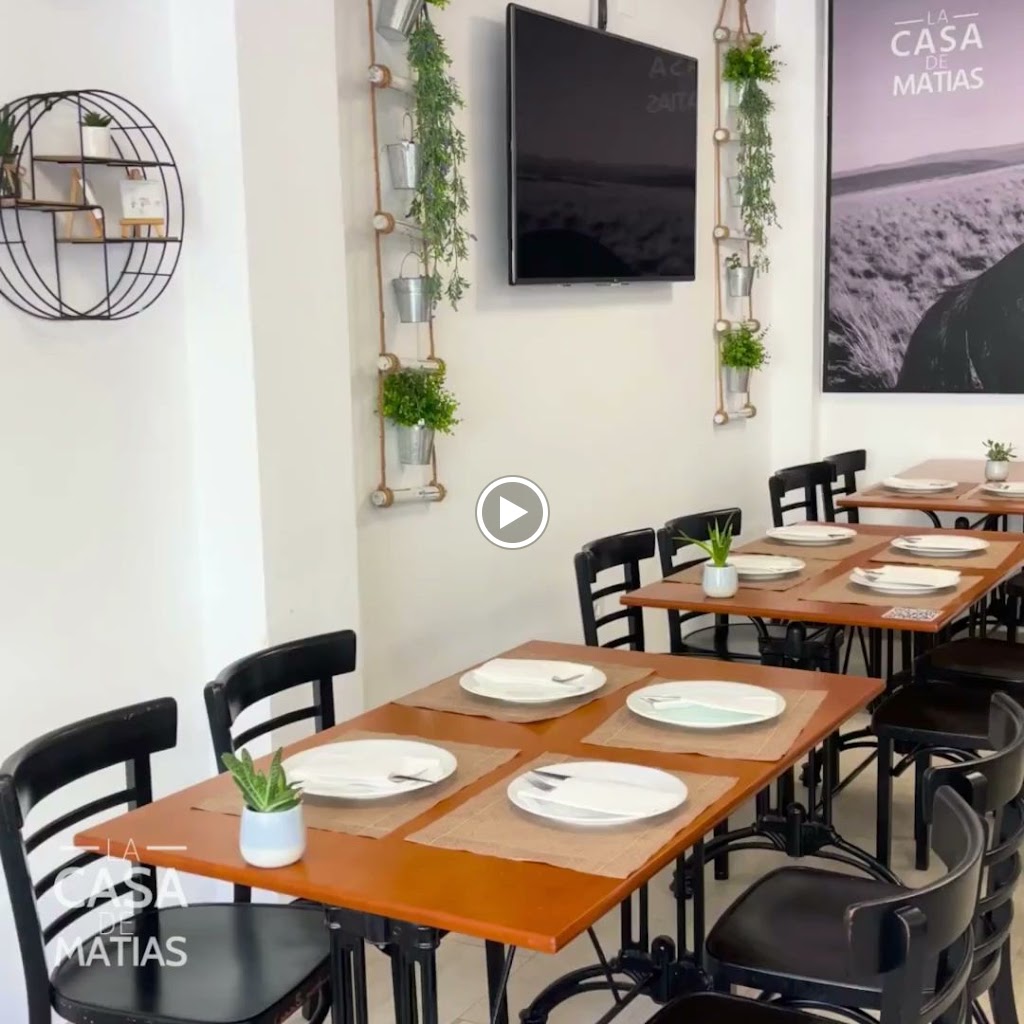 Restaurante La Casa de Matias — Videos