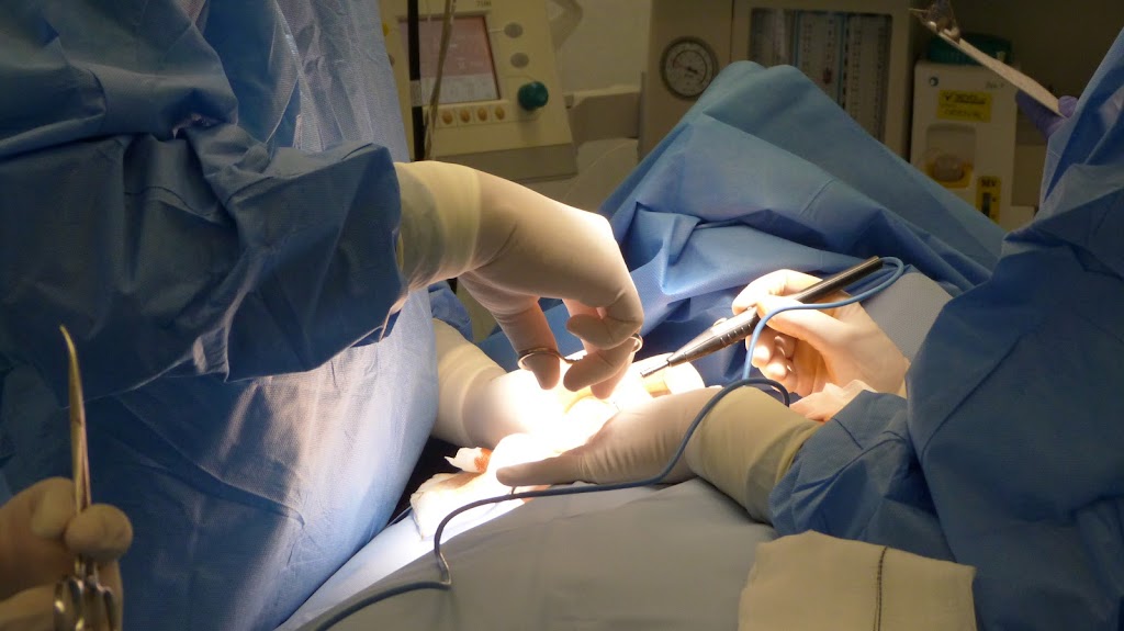 Dr. MARTINEZ PARIS JM