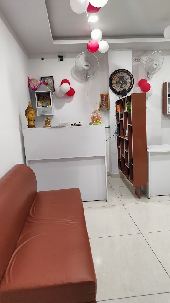 Royal Pixel Salon Academy