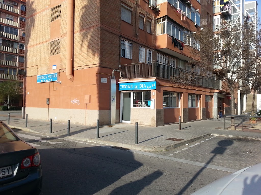 RESIDENCIA - CENTRE DE DIA SANT BOI — De los visitantes