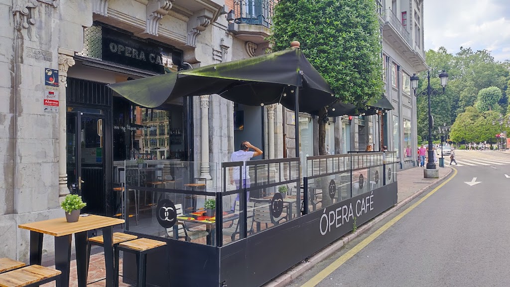 Opera Cafe