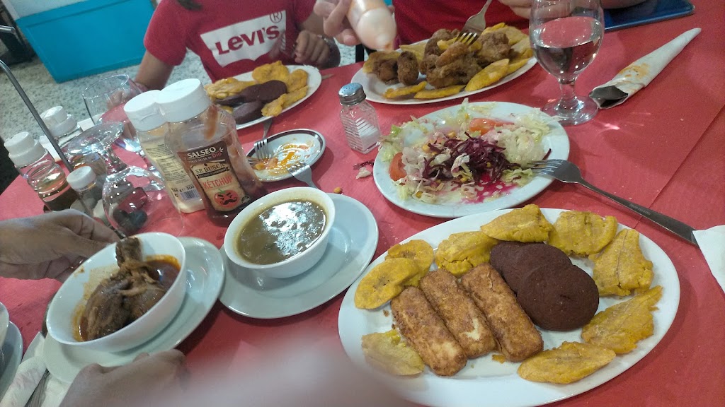 Juan Bar Comida Dominicana