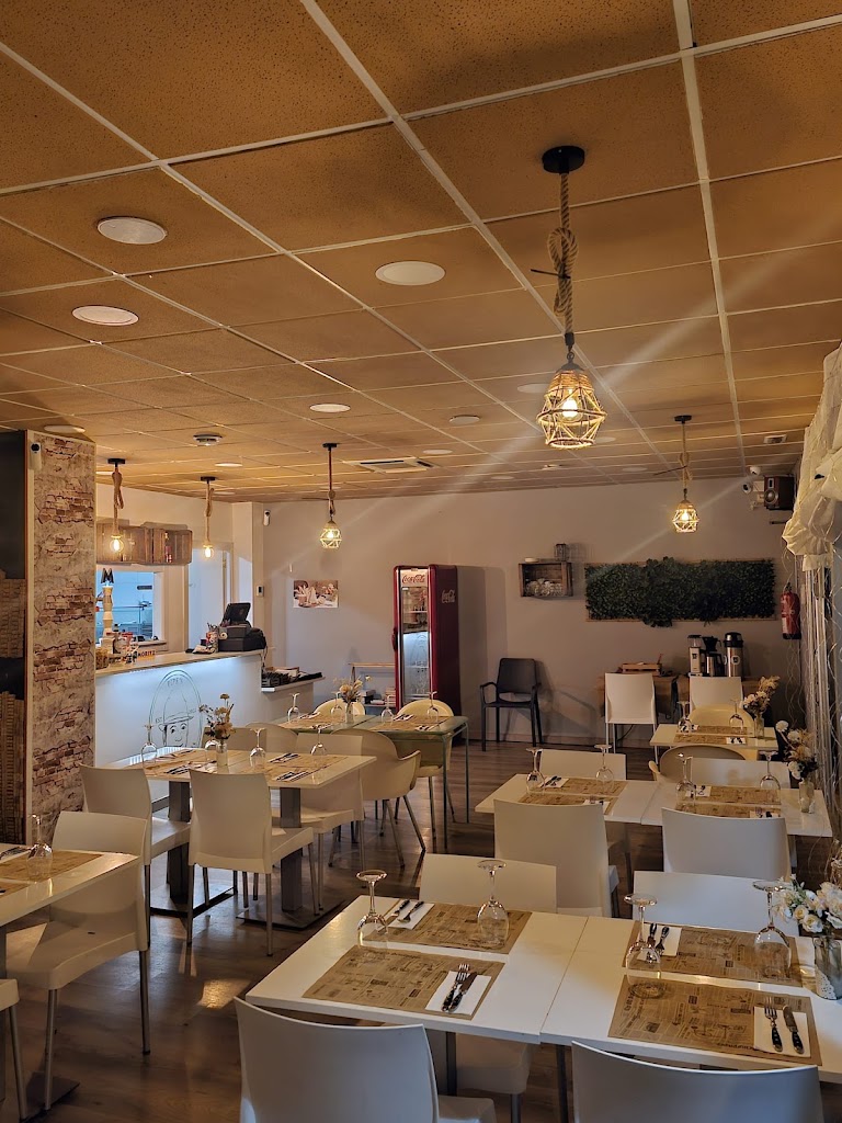 Pipes Pizza y Creperia — Ambiente