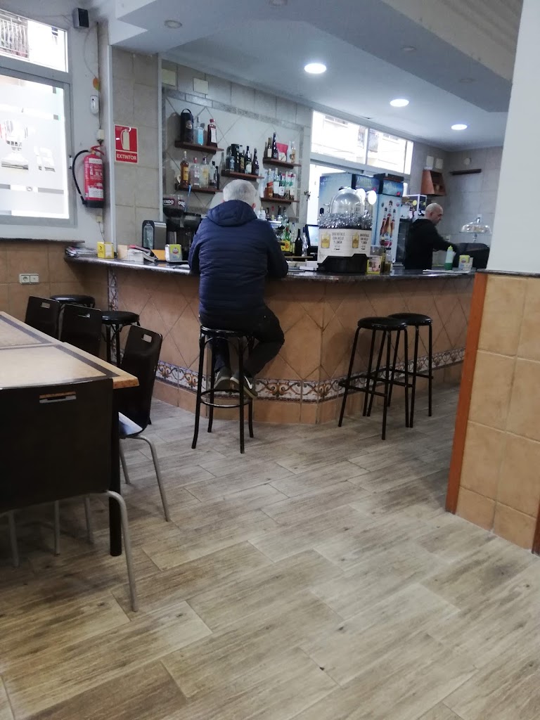 Bar El Olivo — Ambiente