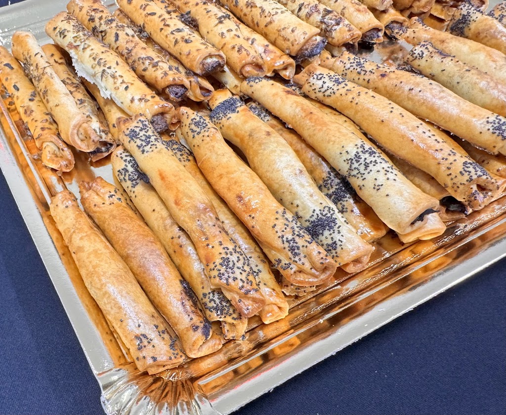 Dulces y Mas — Comida y bebida