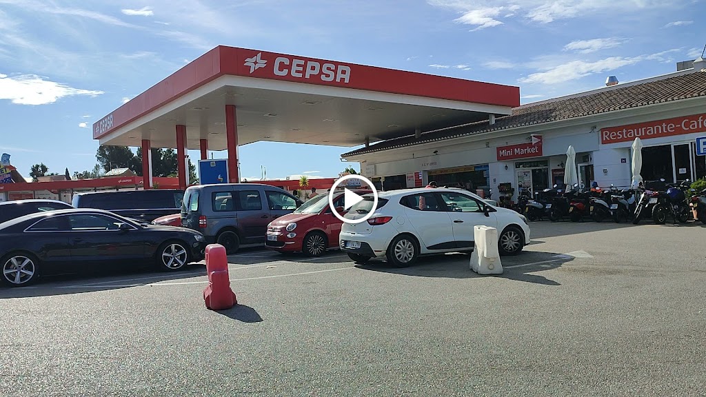 Estacion de servicio Cepsa — Videos