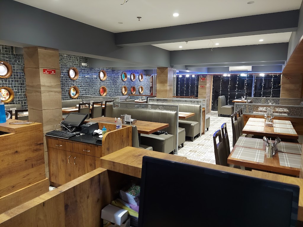 Manmohan Restaurant Pure Veg