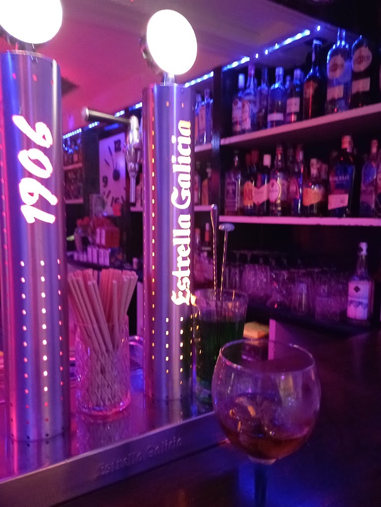 Kutxa bar — Ambiente