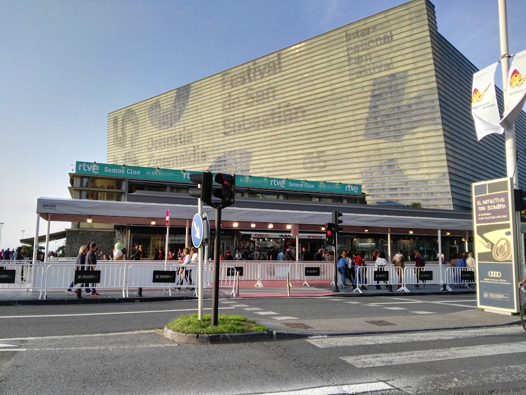 Euskal Irrintzi Opariak