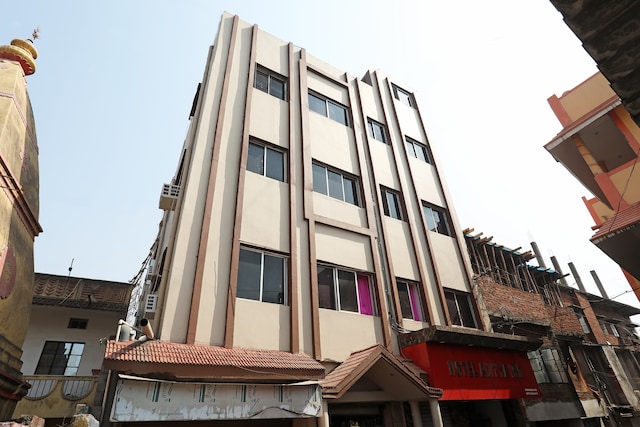 Super Oyo Collection O Hotel Aditya Inn