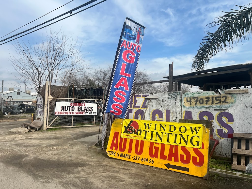 Auto glass repair service in Fresno