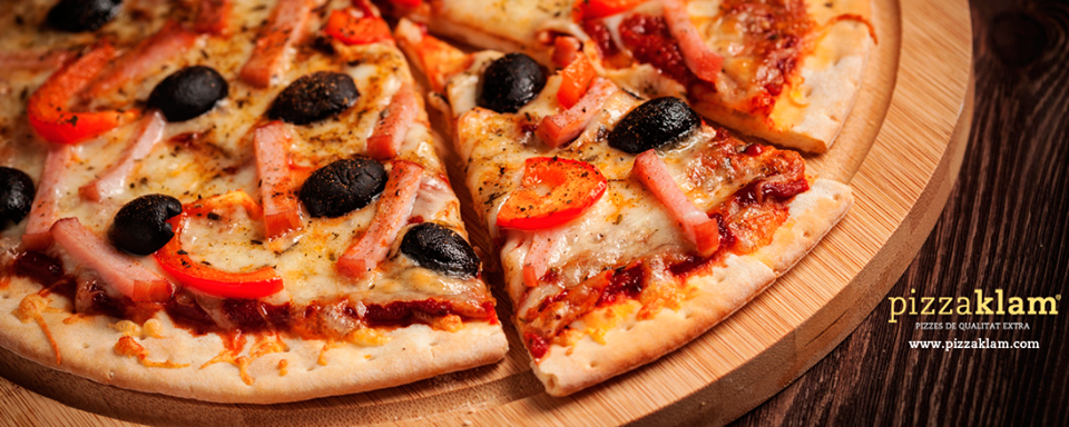 Pizzaklam Igualada — Comida y bebida