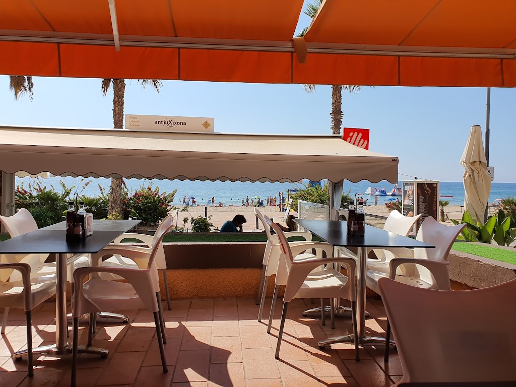 Heladeria Antiu Xixona — Ambiente