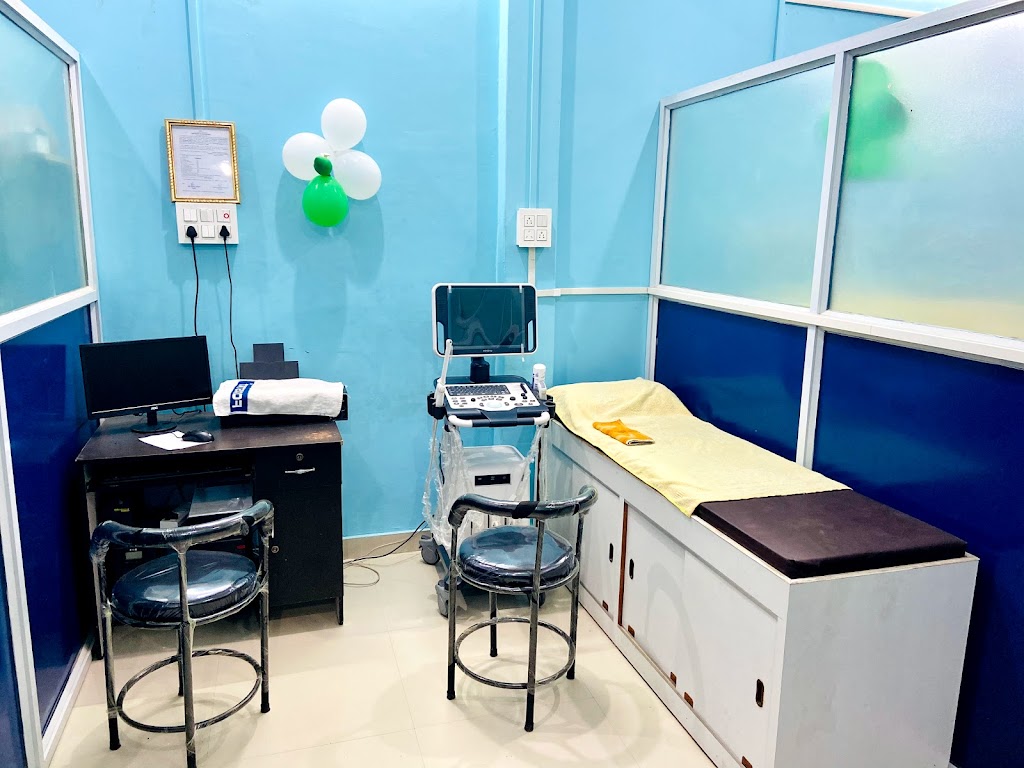 Dr. Hariom Hospital And Trauma Center Best Hospital Best Gynaecologist Dr In Chandauli