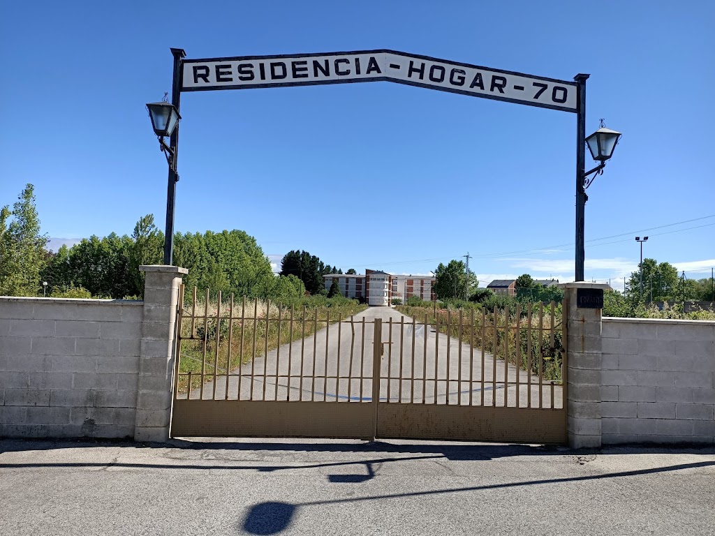 Hogar 70 - Residencia De Mayores