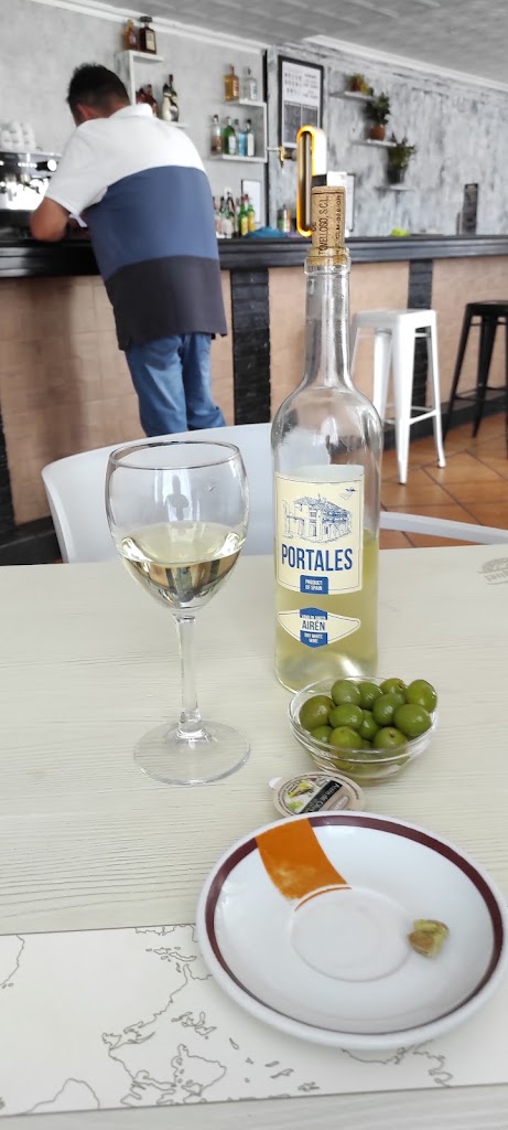 Bar La Cooperativa — Comida y bebida