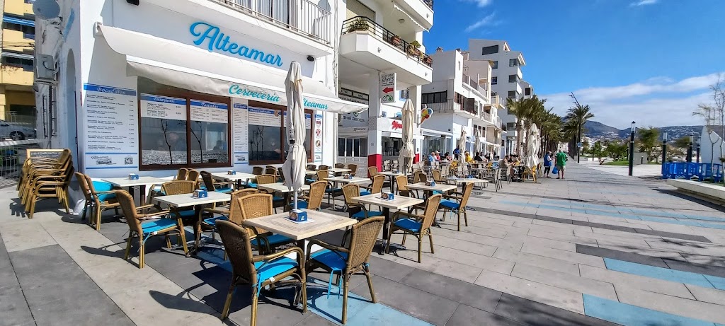 Alteamar Cafeteria — Ambiente