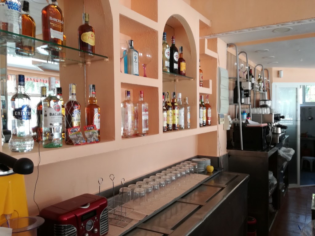 Bar Los Toberos — Ambiente