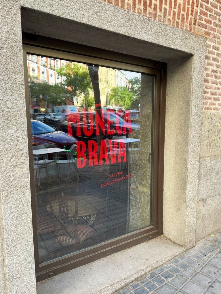 Muneca Brava Winebar