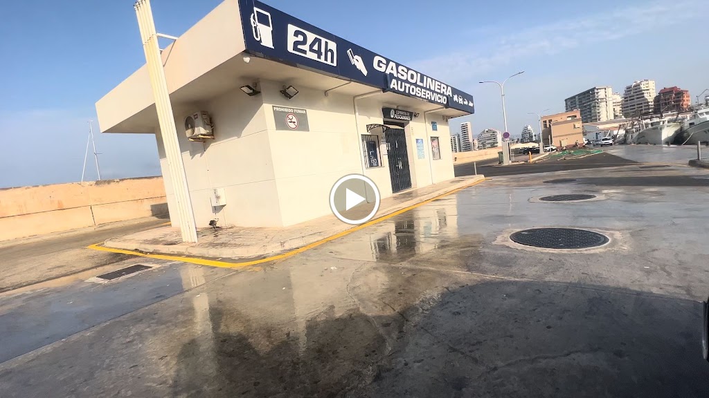 Gasolinera Autoservicio — Videos
