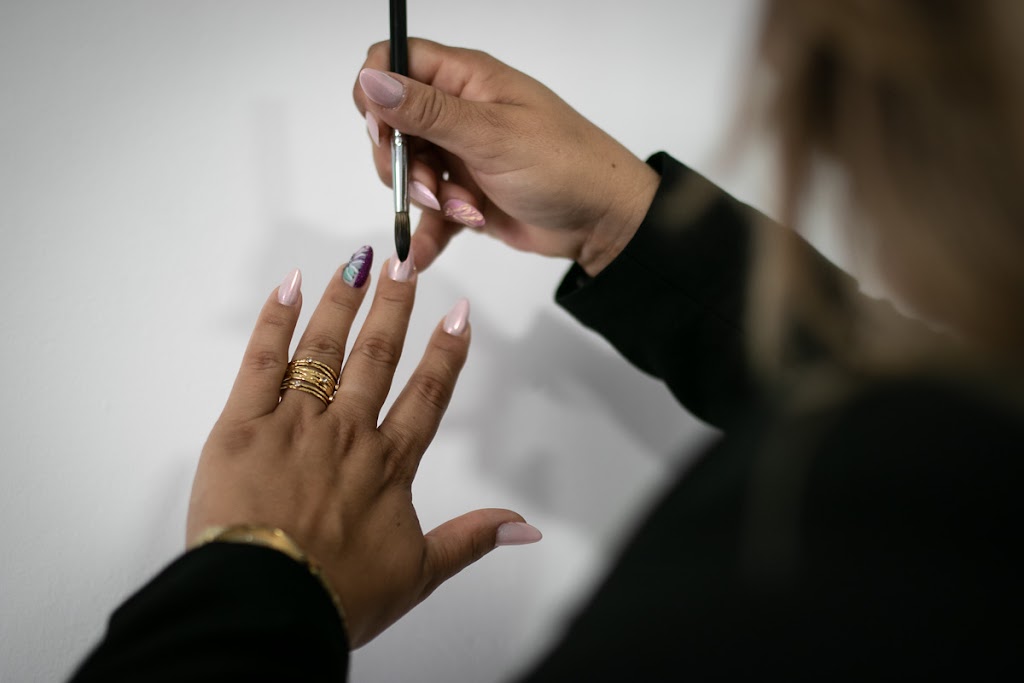 Yeny Suarez Nails Exclusive Manicura y tienda de productos de unas