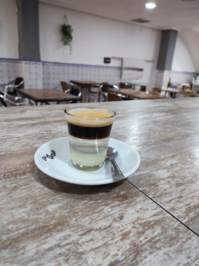Bar Restaurante Las Brasas — Cortado