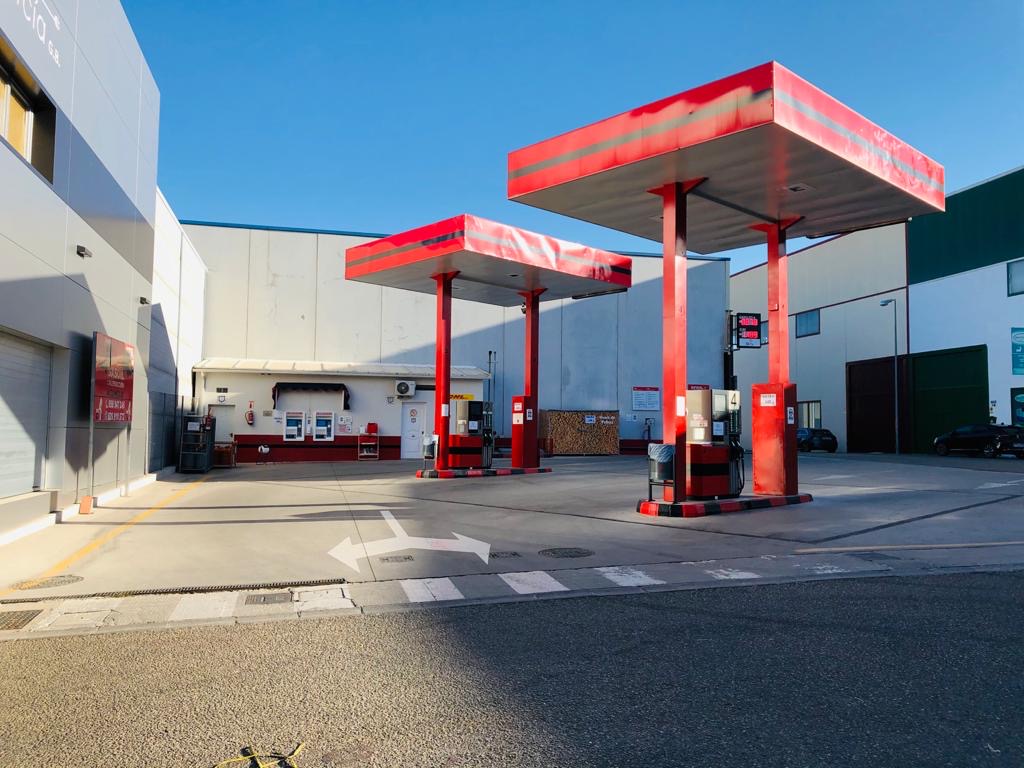 Gasolinera Minioil Ogijares