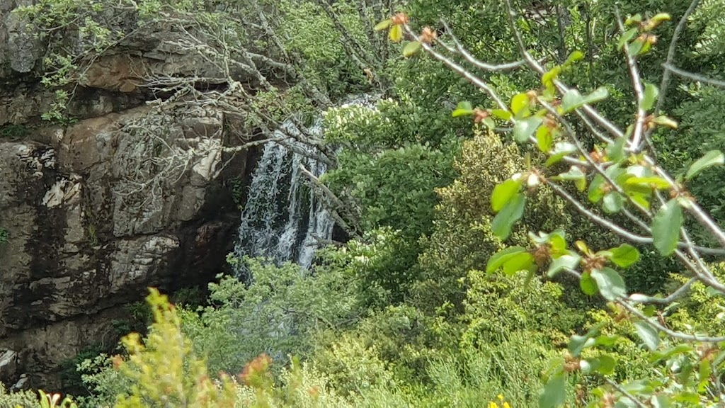 Cascada de Canamar