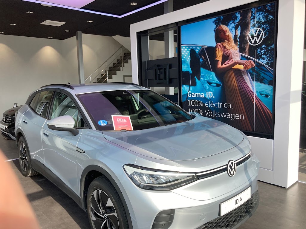 Sala Hermanos Denia - Concesionario Oficial Volkswagen — Interior
