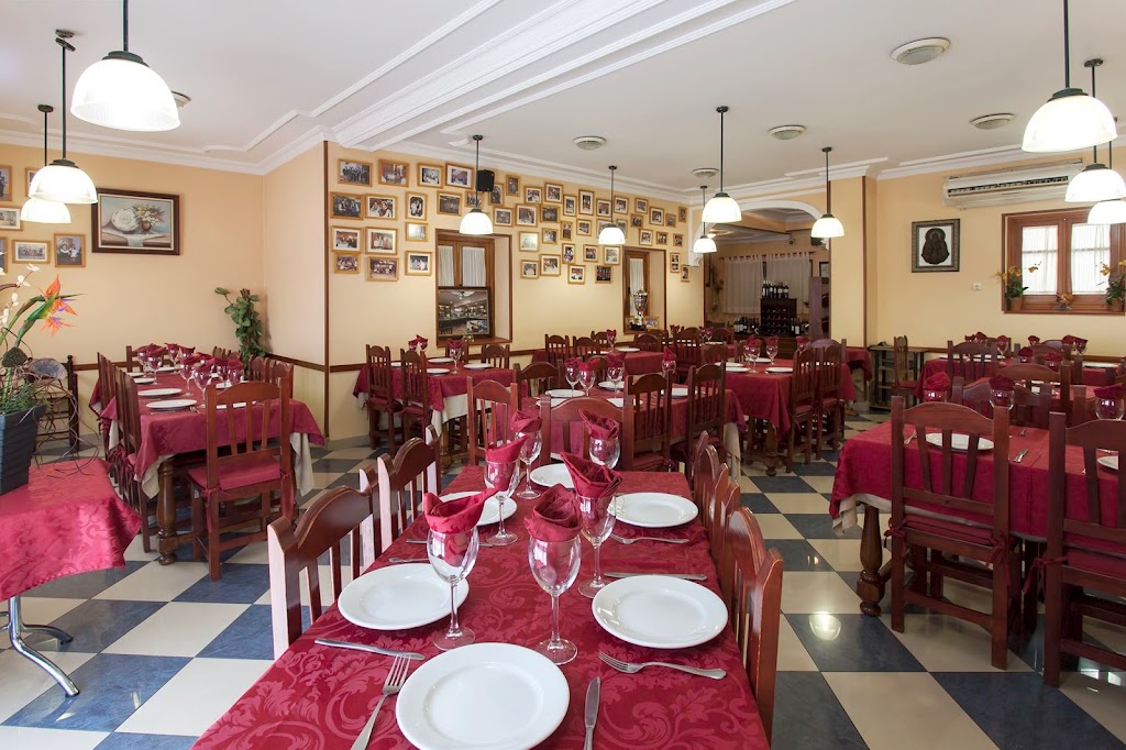 LA BRASA 2000 S L — Ambiente