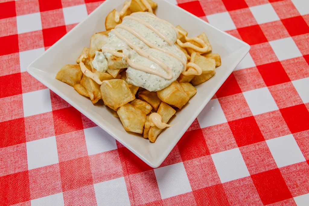 Bar Restaurante La Bodega Calahorra — Comida y bebida