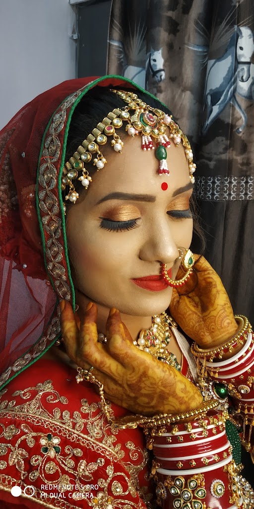 Sadhana B B Beauty Parlour