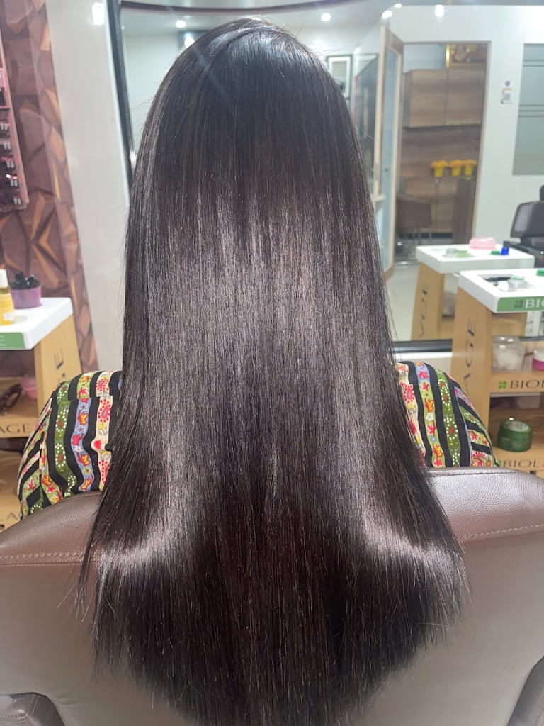 Elegance Make Up Studio