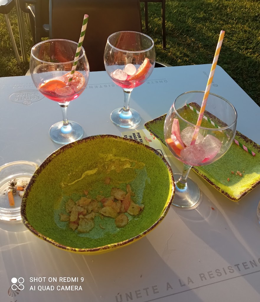 Chiringuito A Cheminea — Comida y bebida
