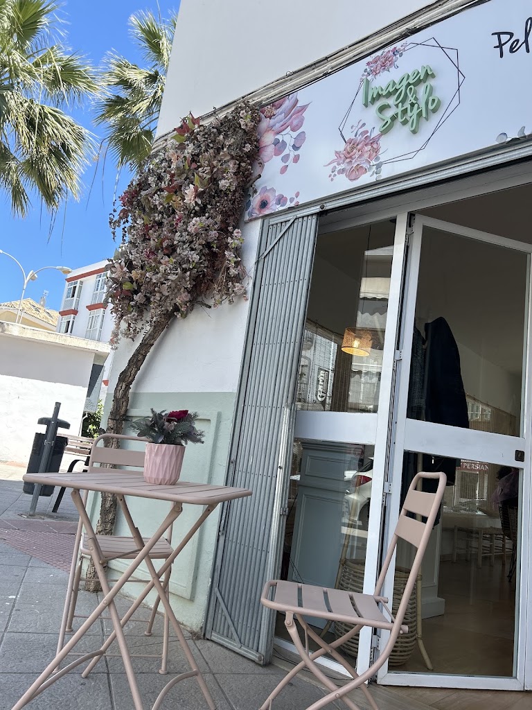 Imagen & Stylo — Exterior