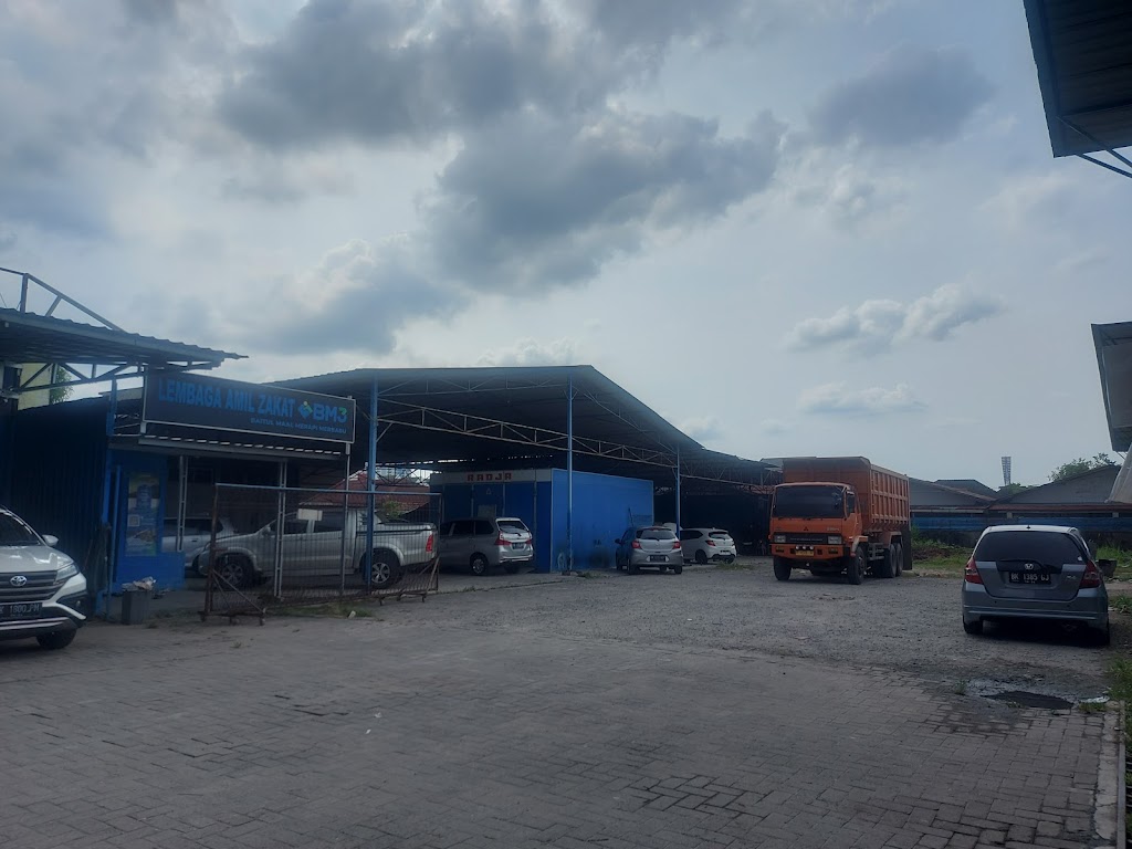 RADJA AUTO MOBIL