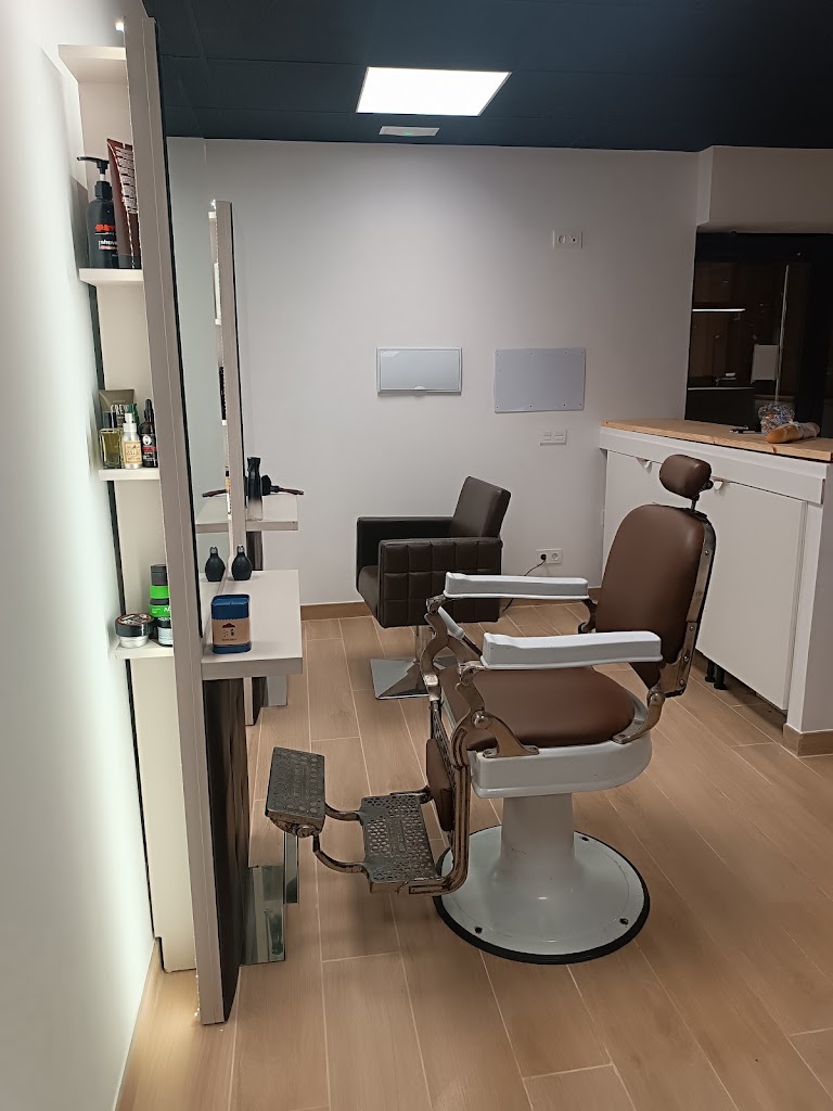 Peluqueria Barberidxe — Interior