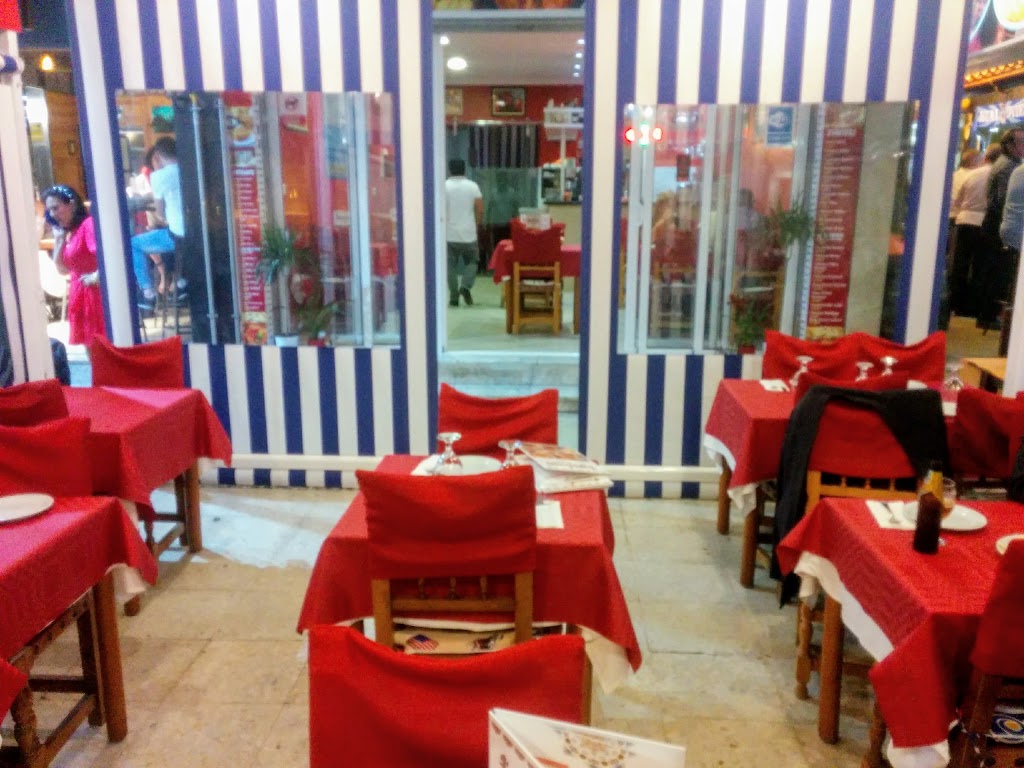 Tandoor Restaurant — Ambiente