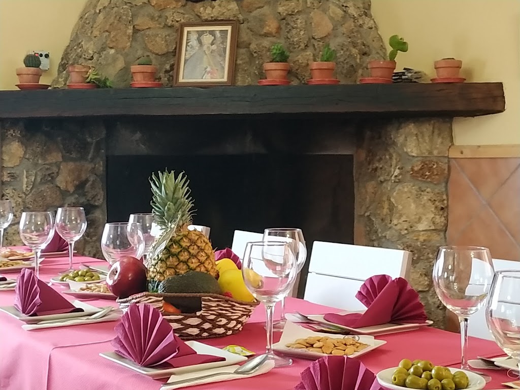 Restaurante "CAMPO DE TIRO" EL VERGEL — Comida y bebida