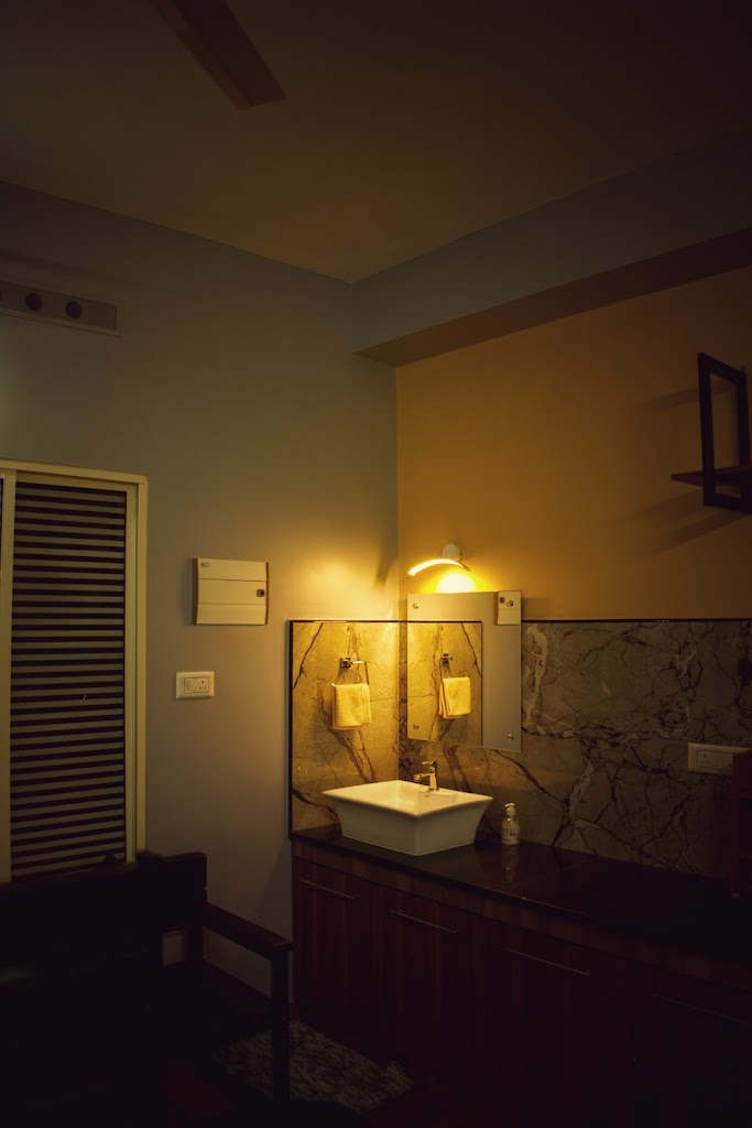 Hotel Mookambika Plaza Vithura