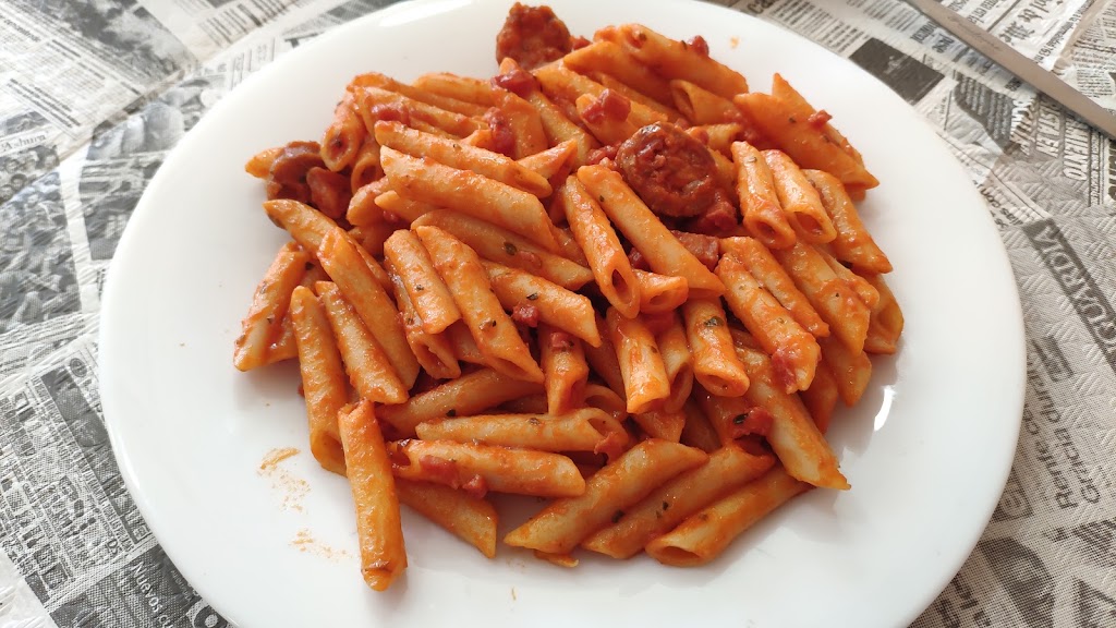 Restaurante Taperia DULCINEA — Comida y bebida
