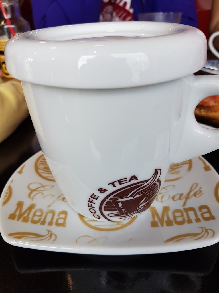 Cafe Bar Trevelez — Comida y bebida