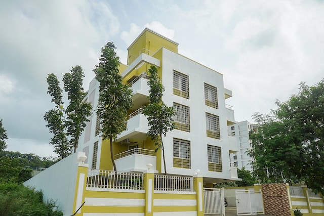 Oyo Sk Executive