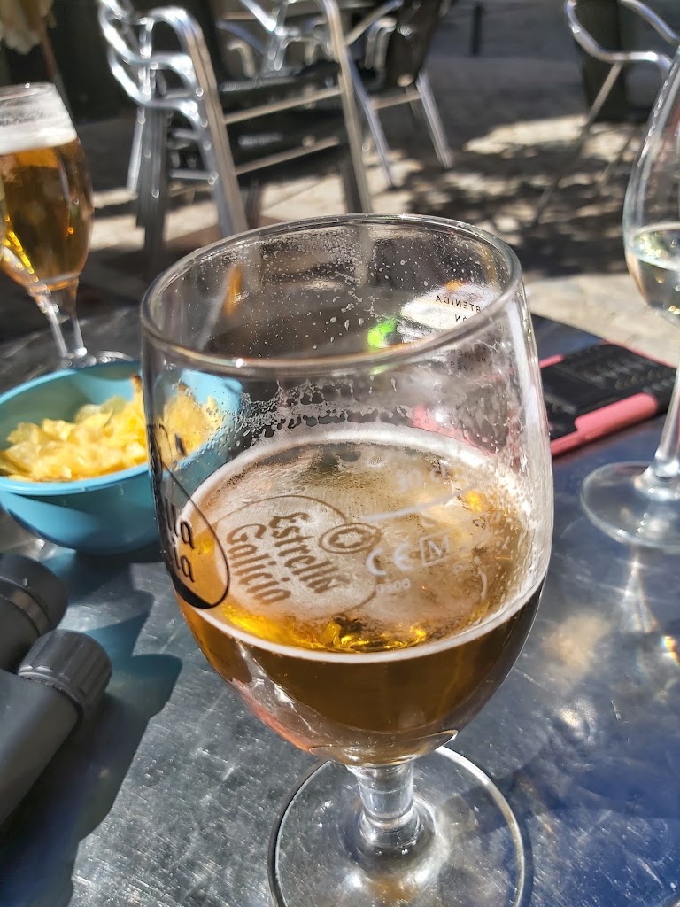 Bar El Muerdago — Comida y bebida