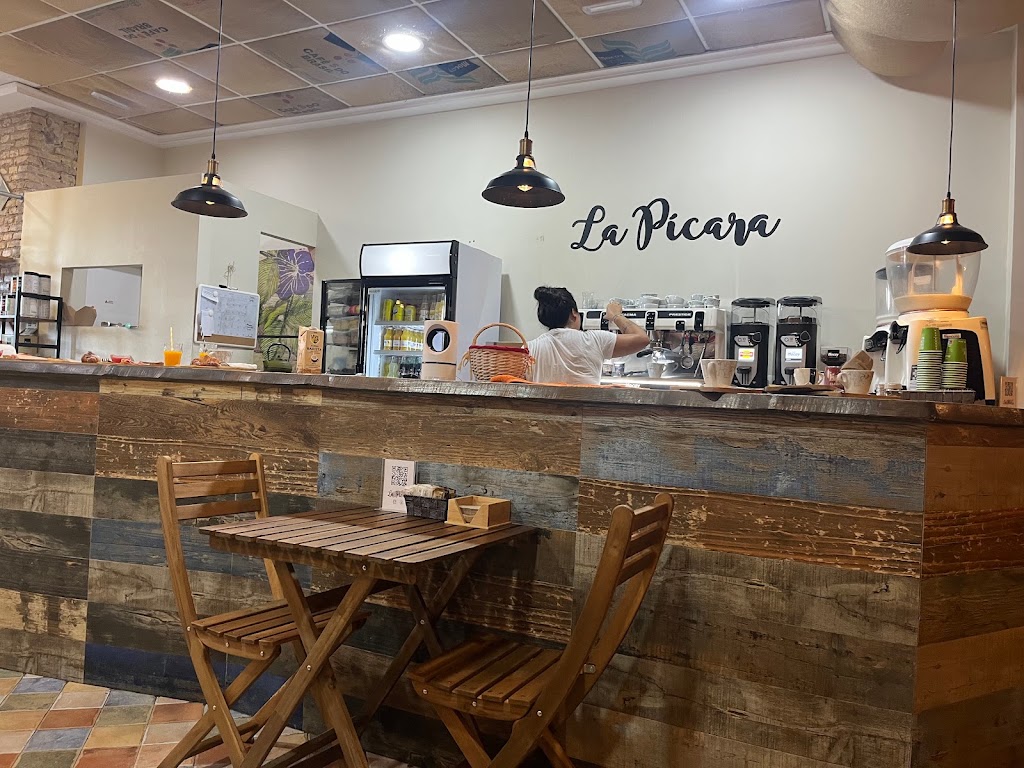 La Picara Cafe — Ambiente