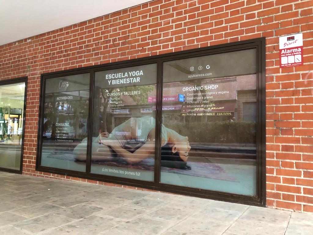 Centro de Yoga y Bienestar Azul Cereza