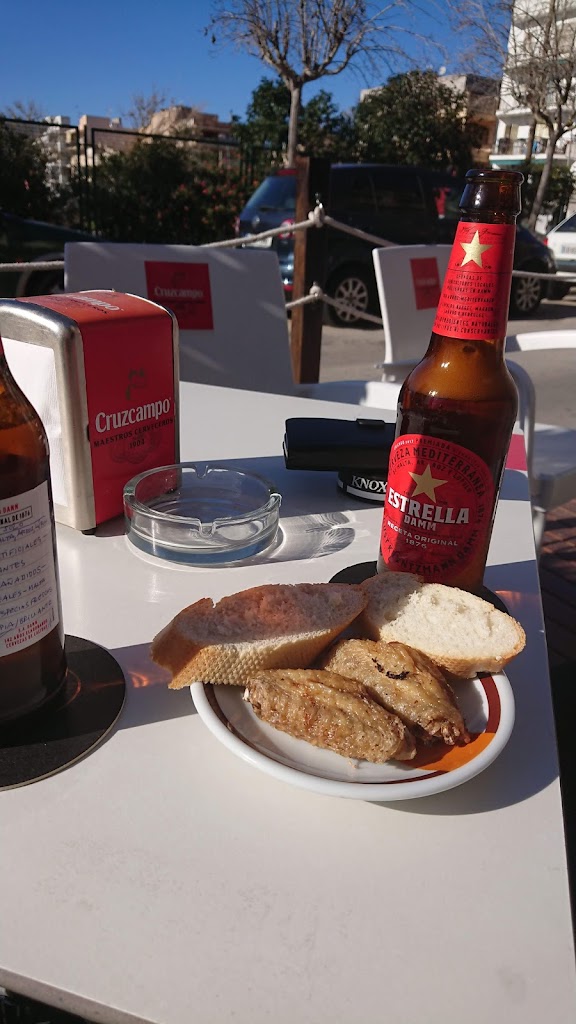 Bar tasquita - Pena Taurina Campanilla - — Comida y bebida