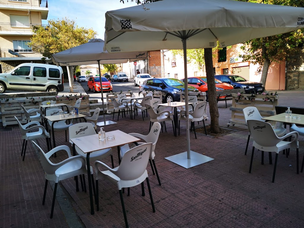 ComeCocos Rock and Game Bar