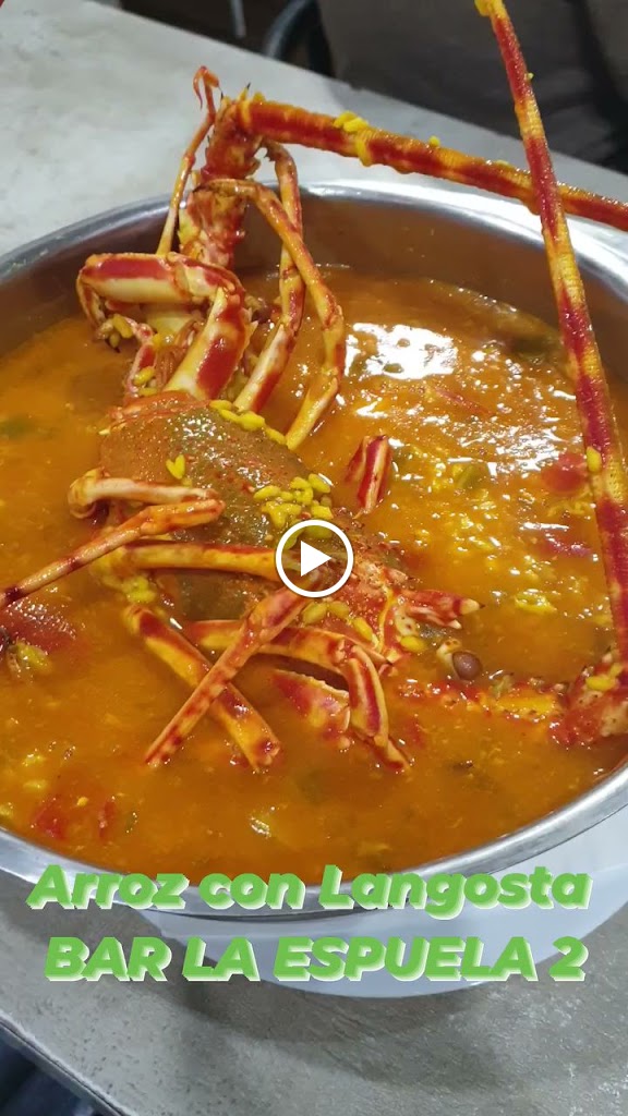 Bar La Espuela II — Comida y bebida