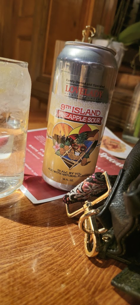 Pin Kaow Thai Restaurant Rainbow